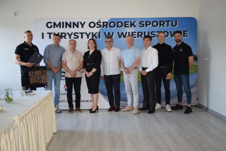 OFICJALNE WRĘCZENIE NAGRÓD I WYRÓŻNIEŃ SPORTOWYCH ZA OSIĄGNIĘCIA W DZIAŁALNOŚCI SPORTOWEJ W 2025 r.